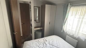 3 bedrooms, WiFi (free)