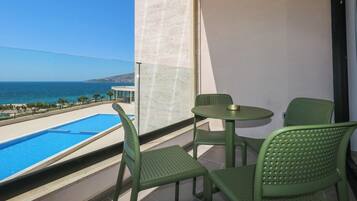 Appartement, 2 chambres | Balcon