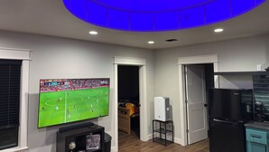 Interior - Modern Craftsman Home in Houston's Historic 1st Ward/Heights (Houston)