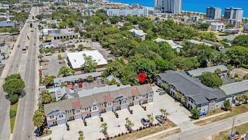 House, Multiple Beds (Pier View-Sleeps 10-Pets-Walk to Beac) | Exterior
