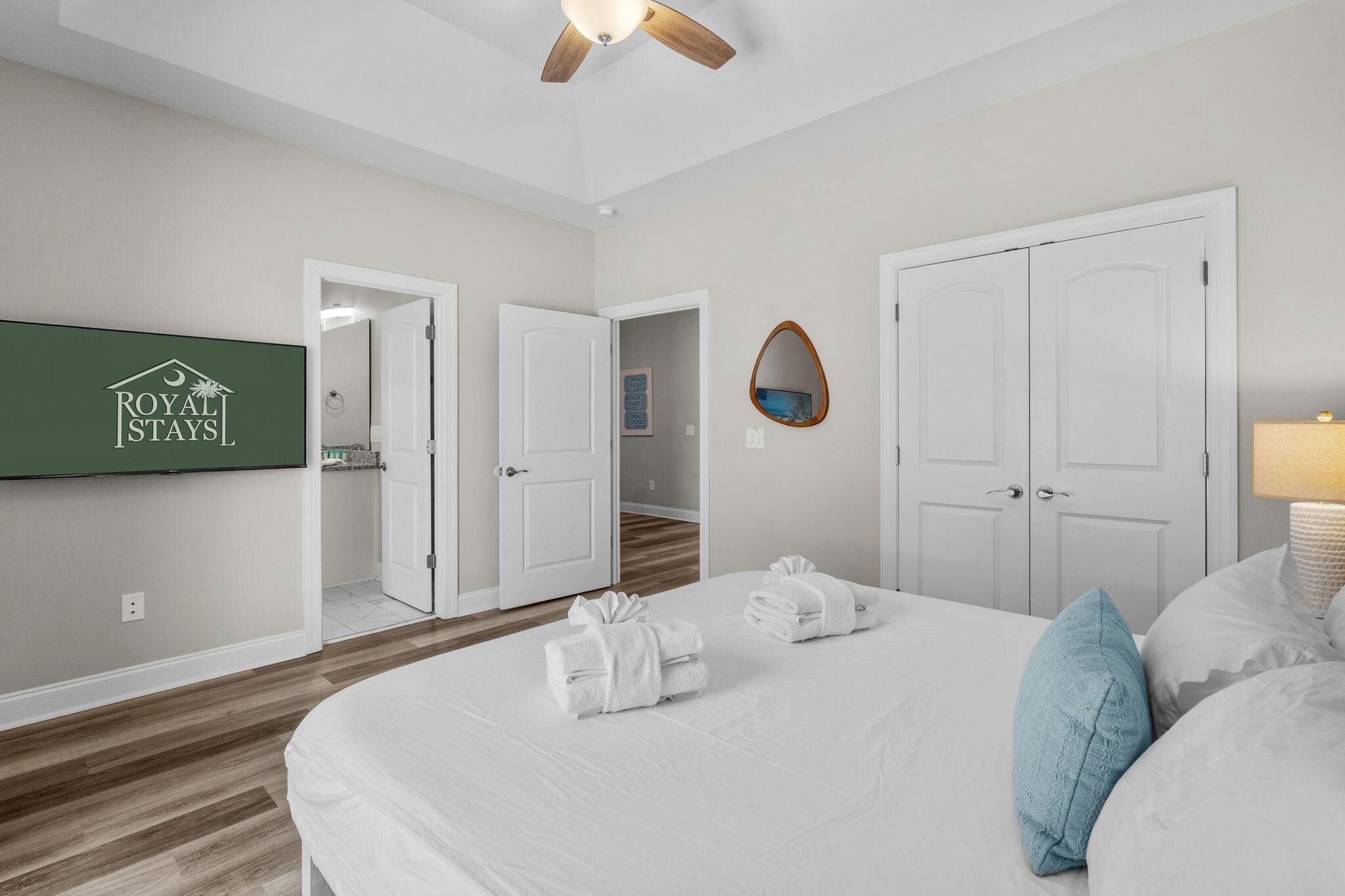 House, Multiple Beds (Pier View-Sleeps 10-Pets-Walk to Beac) | 3 bedrooms