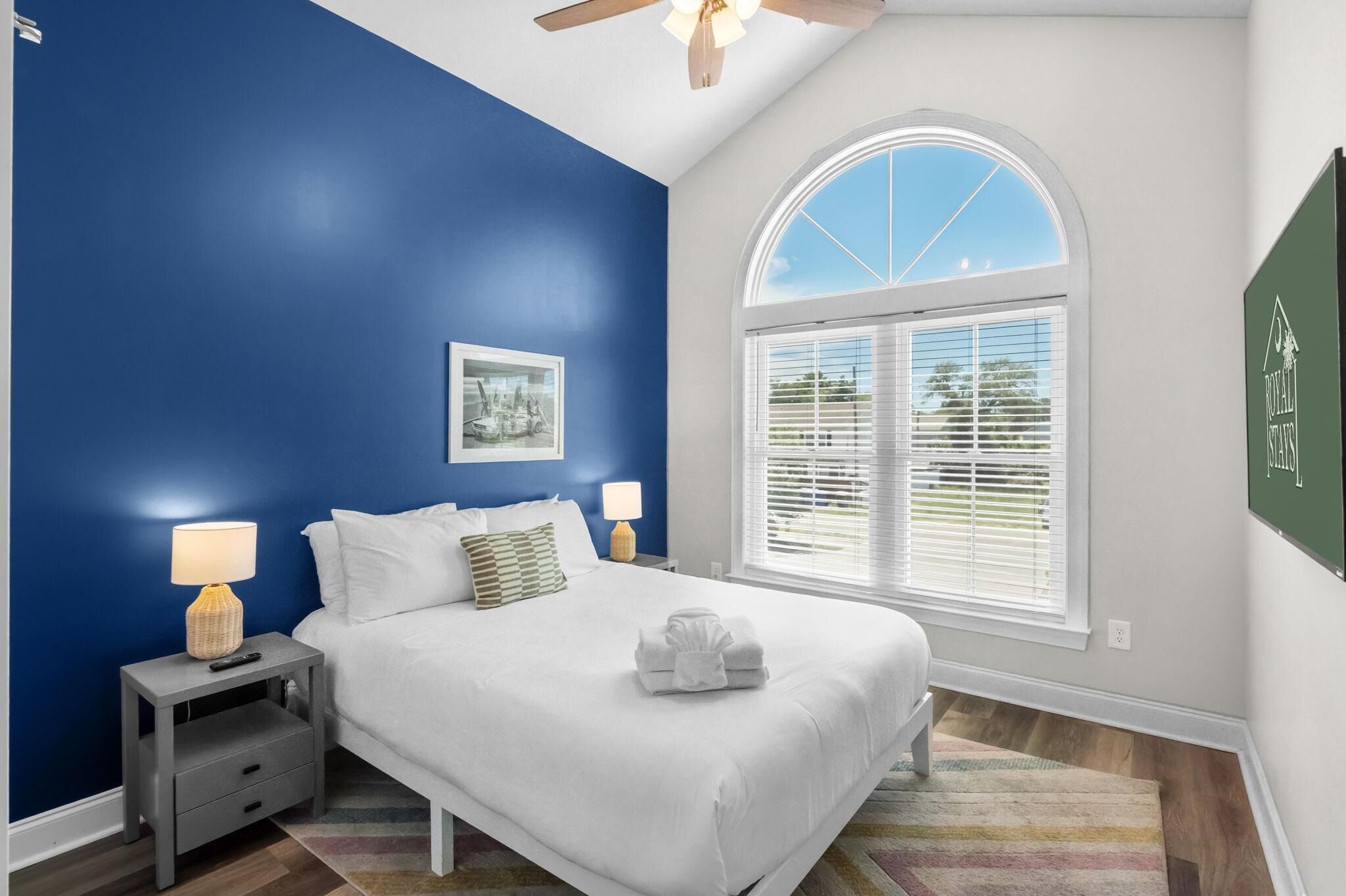 House, Multiple Beds (Pier View-Sleeps 10-Pets-Walk to Beac) | 3 bedrooms
