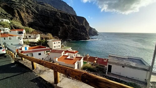 Alquilaencanarias Casa La Playa La Gomera – Vistas al mar y a la montaña