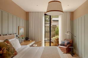 Chambre Deluxe avec lits jumeaux | Coffres-forts dans les chambres, rideaux occultants, Wi-Fi gratuit