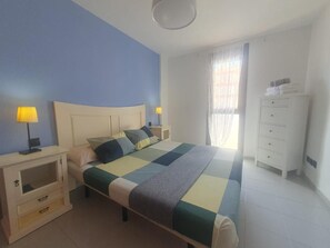 3 Schlafzimmer, Bügeleisen/Bügelbrett, WLAN, Bettwäsche
