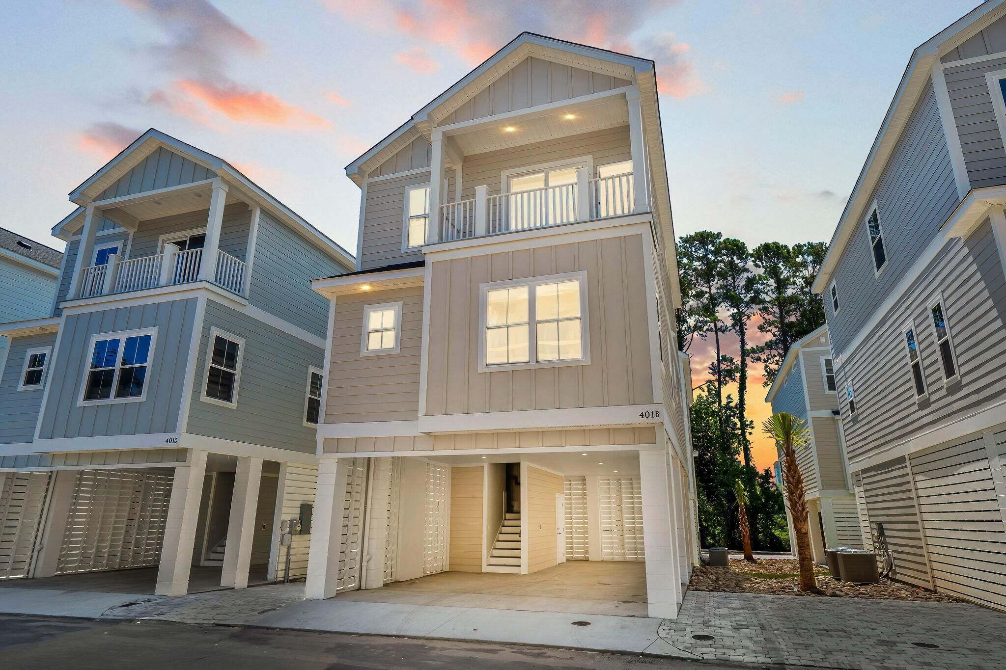 House, Multiple Beds (Boardwalk Bliss-2.5 Blocks to Ocean-P) | Exterior