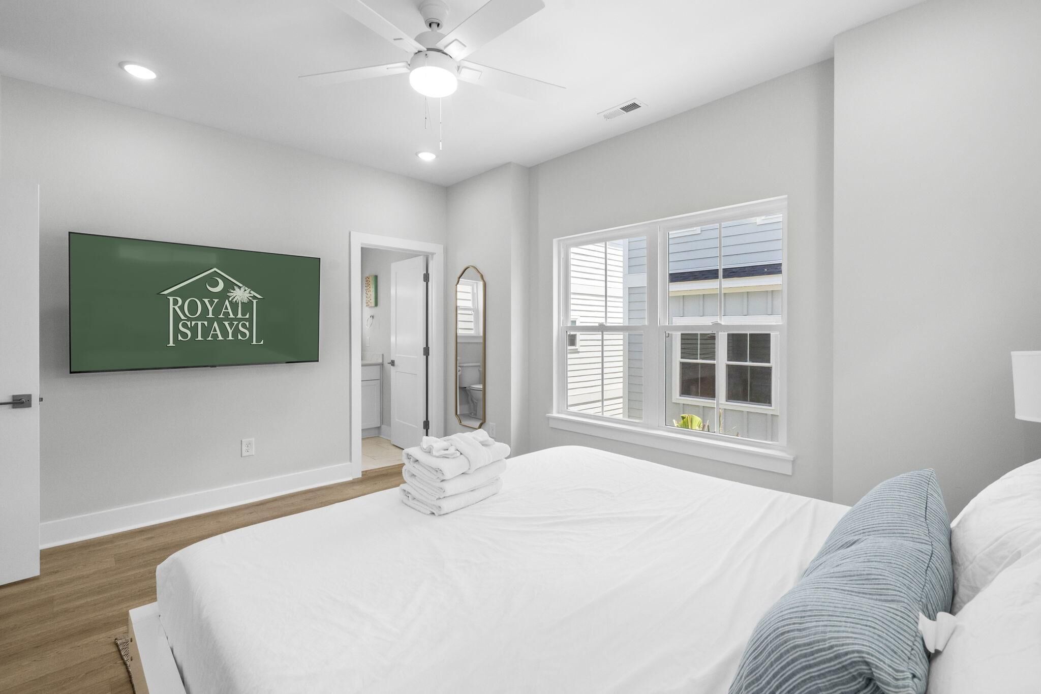 Casa, varias camas (Boardwalk Bliss-2.5 Blocks to Ocean-P) | 4 habitaciones 