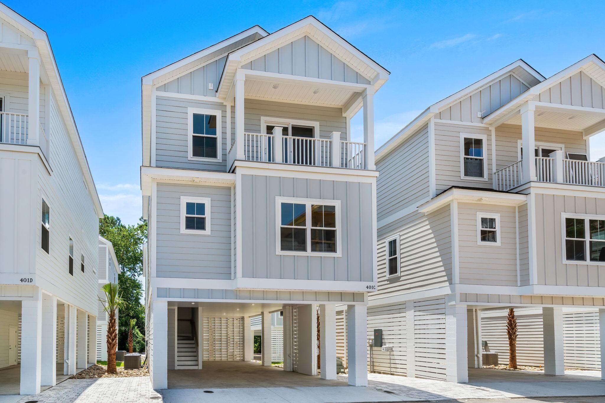 House, Multiple Beds (Swell House-2.5 Blocks to Ocean-Pet F) | Exterior