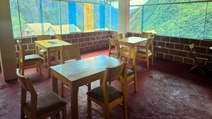 Dining - Collpapampa Sky Dome Camps (Santa Teresa)
