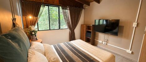 Comfort Double Room, Garden View | Balcony view