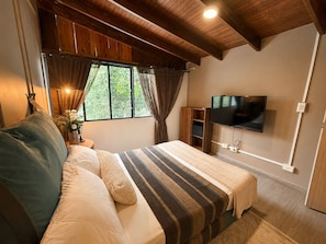 Comfort Double Room, Garden View | Balcony view