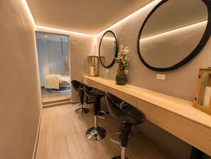 Coin salon dans le hall