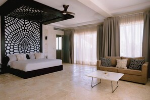 In-room safe, blackout curtains, iron/ironing board, free WiFi - Casa Playa (Punta Cana)