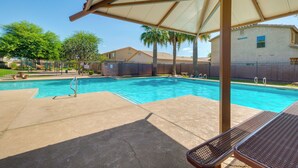 A swimming pool with a covered area and lounge chairs. - Relax Poolside! Retreat 2 Mi to Santan Mtn Casino (Chandler)