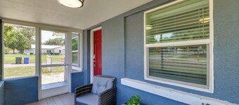 Modern Lakeland Retreat w/ Office I Fenced Yard