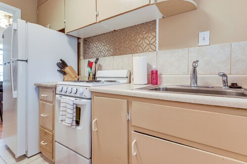 Close to Hospitals! Centrally Located Pueblo Condo