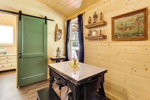 Rumah (2 Bedrooms) | Interior