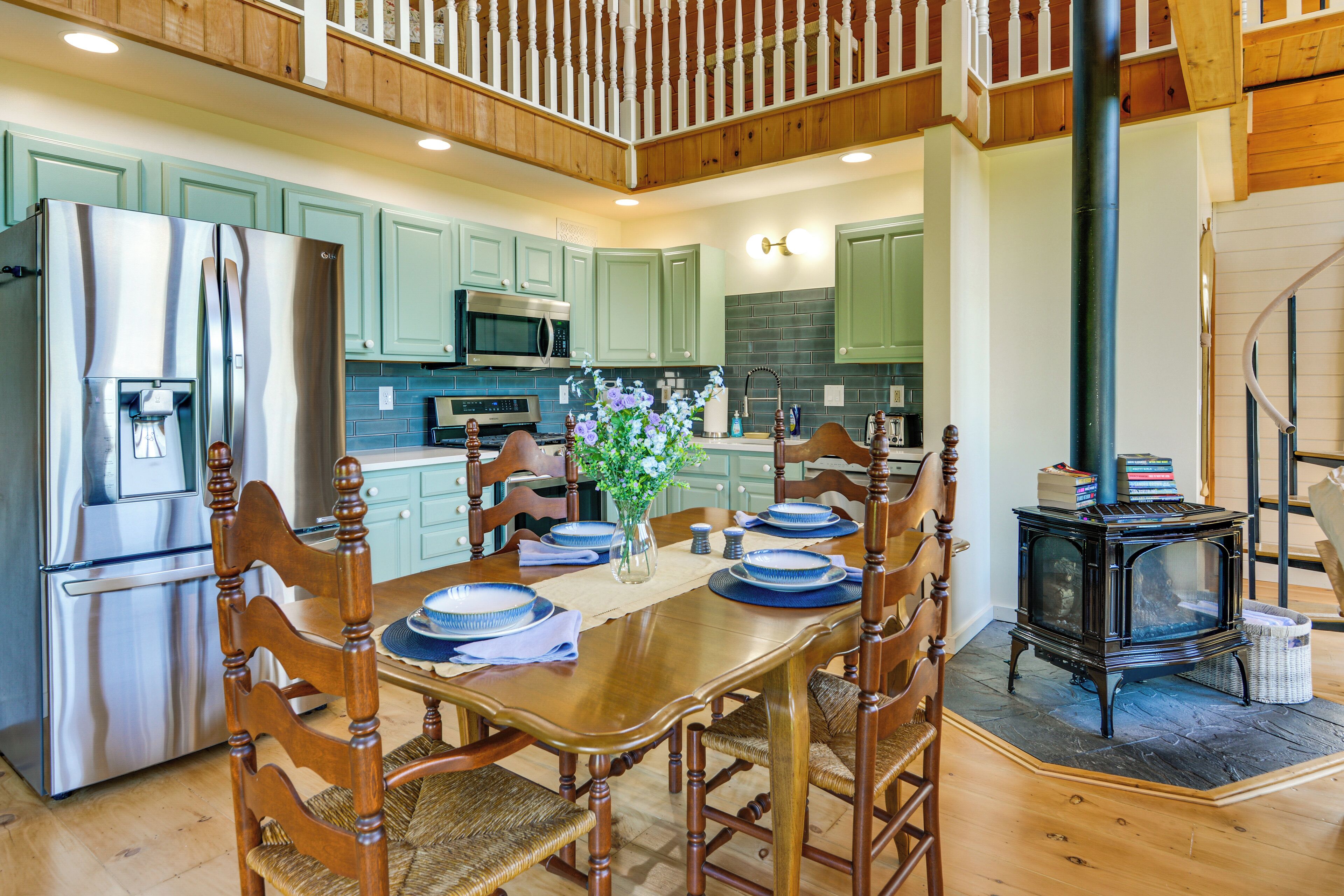 House (2 Bedrooms) | Interior