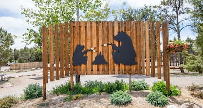 Rustic Cabin (Sleeps 6) - The Camping Cabin sleeps a maximum of 6. Bring your own linens.