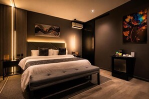 Comfort Double Room, Balcony, Hill View - Hotel Entre Montañas (Pereira)
