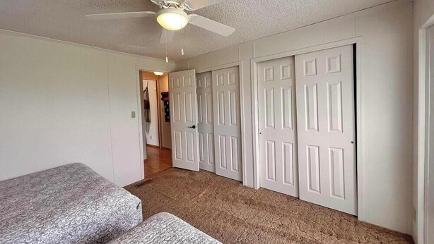 Interior - 2-bedroom 2-bathroom mobile home in Antler Acres Lake Rathbun Moravia IA (Moravia)