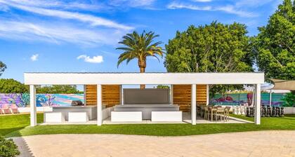 Desert Retreat Mini Golf, Game Room Outdoor Oasis