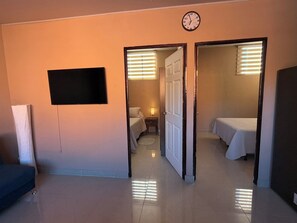 2 bedrooms, free WiFi, bed sheets - Super comfortable 2-bedroom apartment with AC in Santa Ana (Santa Ana)