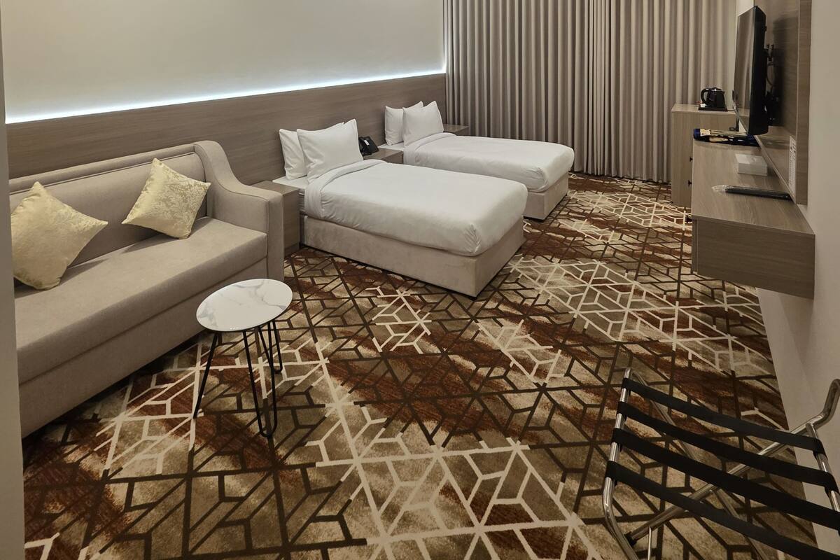Classic Twin Room | Free WiFi