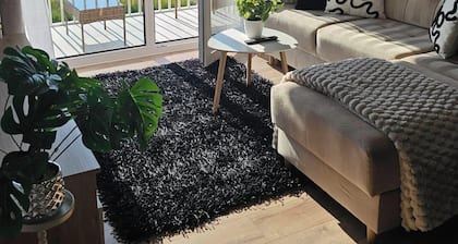 Dworcowa Mszczonow, Sleeps 4, 10min to Suntago