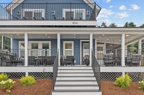 Exterior - Lakefront Getaway | 5BR | Arcade, Theater, Beach (Colchester)