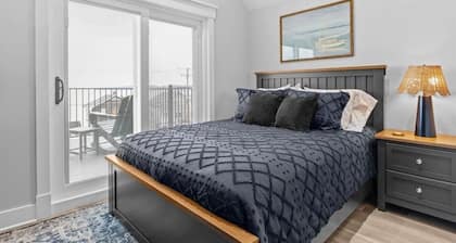 Lakefront Getaway | 5BR | Arcade, Theater, Beach