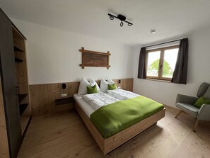 WiFi, bed sheets - Studler-Eck - Holidays at the most beautiful place in the Tyrol (Oberperfuss)