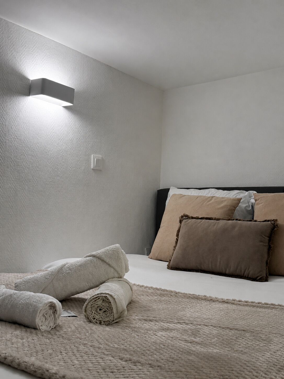 1 chambre, fer et planche à repasser, accès à Internet, literie fournie