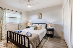 Condo Deluxe, vue sur le canal