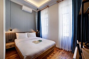 Desk, free WiFi - Medusa Historic Luxury Hotel  Galata (istanbul)