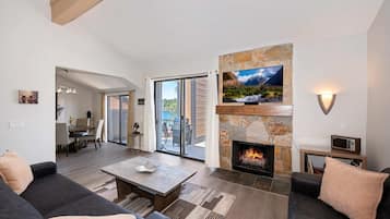 Condo, Multiple Beds (Village Lakefront Paradise) | Living area