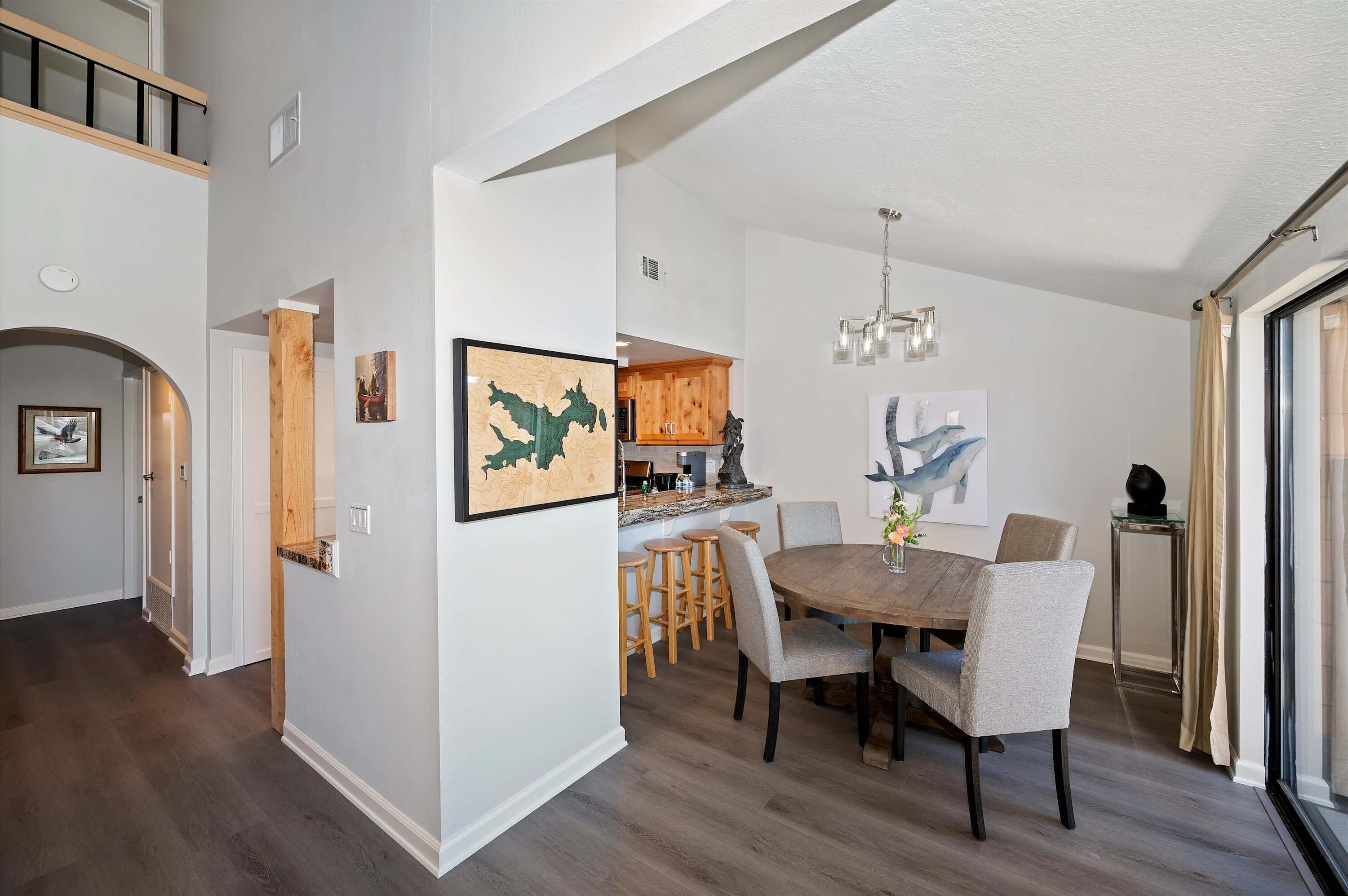 Condo, Multiple Beds (Village Lakefront Paradise) | Dining