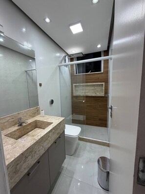 Casa, vistas al jardín | Baño