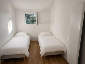 2 Schlafzimmer, Bügeleisen/Bügelbrett, kostenloses WLAN, Bettwäsche
