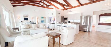 House, Multiple Beds (Sandbag Castle) | Living area