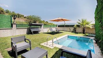 Villa, 2 chambres, accessible aux personnes à mobilité réduite, piscine privée | Piscine | Piscine extérieure