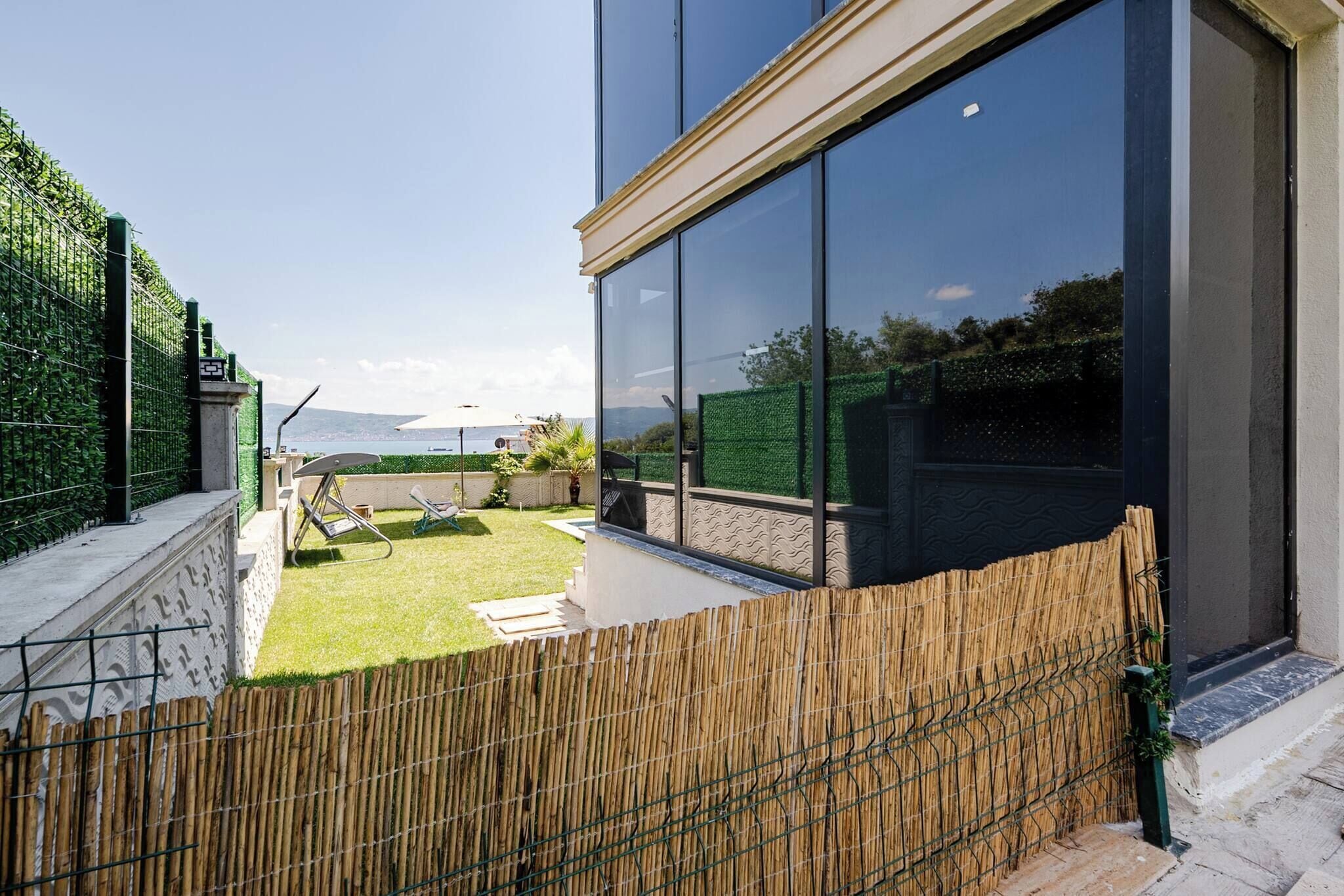 Villa, 2 chambres, accessible aux personnes à mobilité réduite, piscine privée | Terrasse/Patio