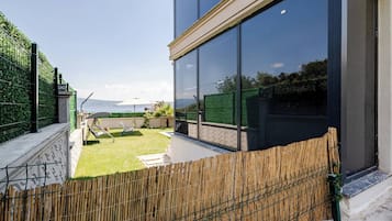 Villa, 2 chambres, accessible aux personnes à mobilité réduite, piscine privée | Terrasse/Patio