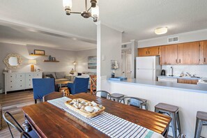 Interior - Bayscape at the Beach! (Ocean City)