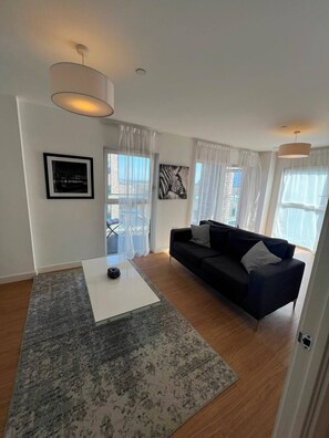 Living area - The Lyall - 2 Bedroom (London)