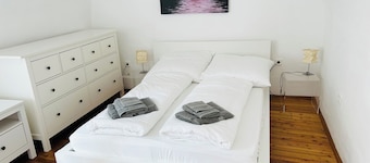 Old Town Apartment on Hoher Markt in the Heart of Krems