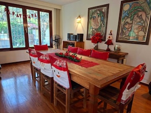 House, Garden View | Dining