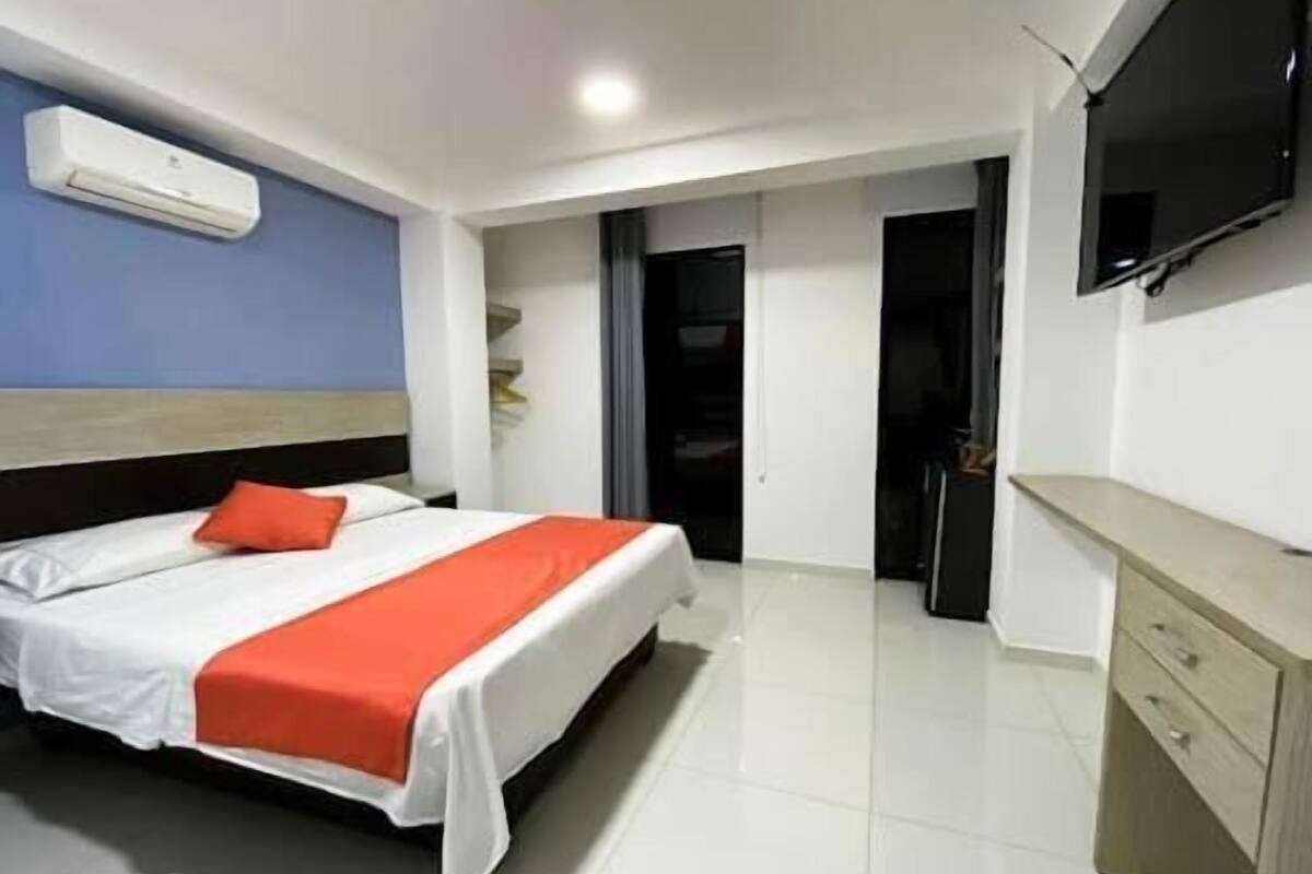 Habitación doble Deluxe, vista a la ciudad | Wifi gratis