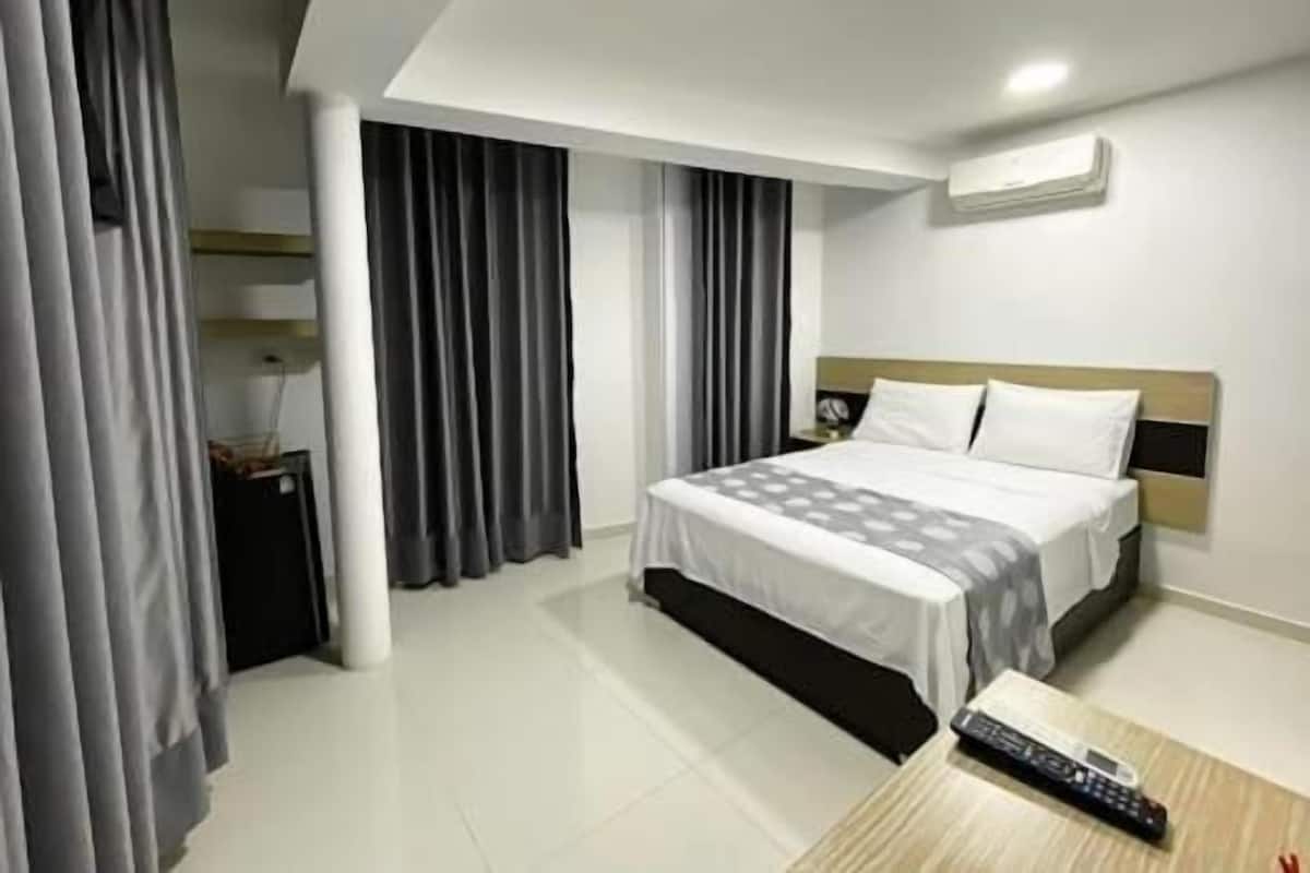 Comfort Room, City View | WiFi (free)