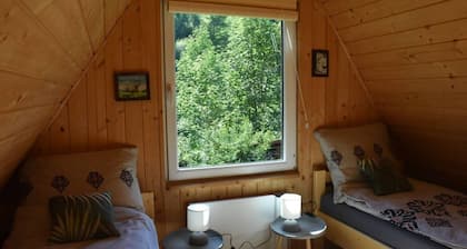 Rycerka Górna Mountain Retreat - Hot Tub & Terrace
